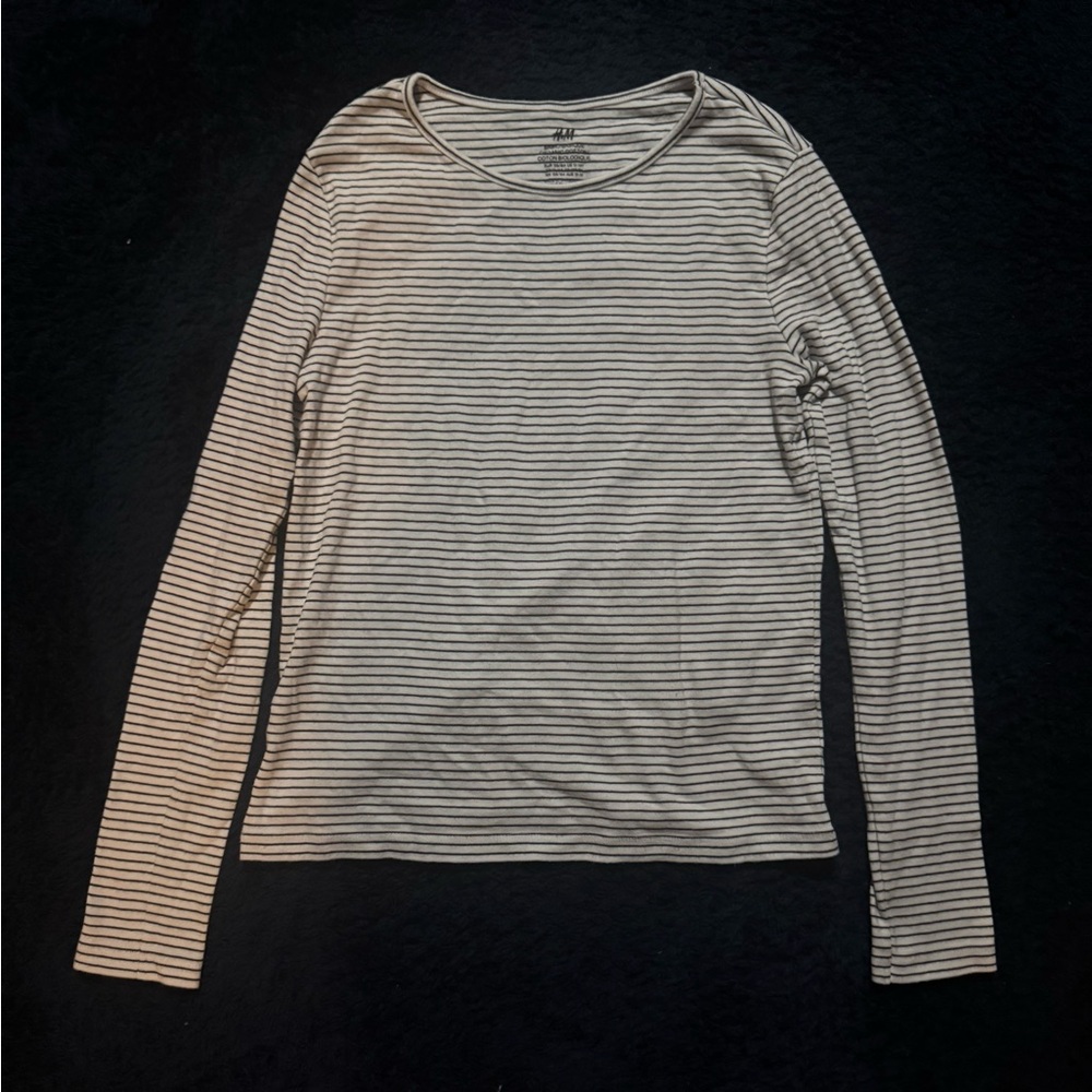 H&M Black and White Striped Long Sleeve Tee